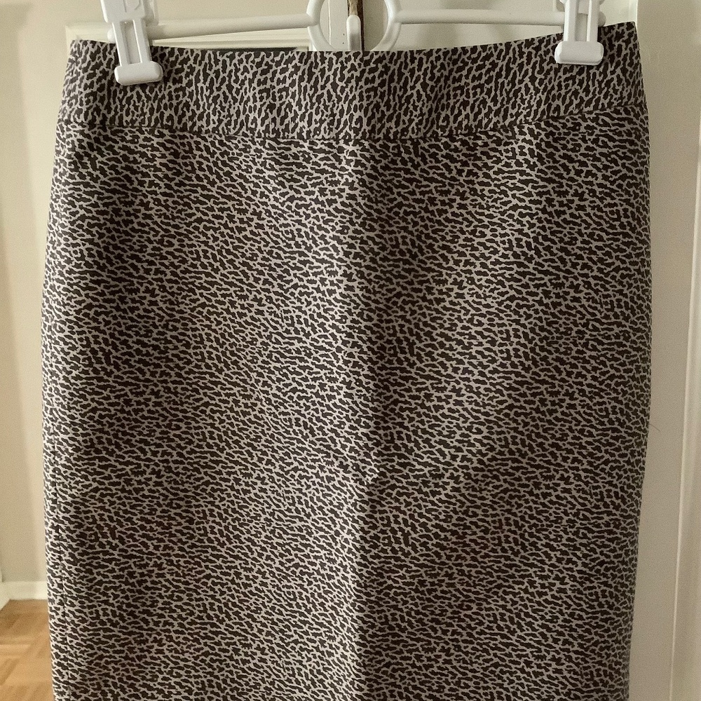 NWT Ann Taylor Loft Brown & Tan Animal Print Pencil Skirt - size 2P